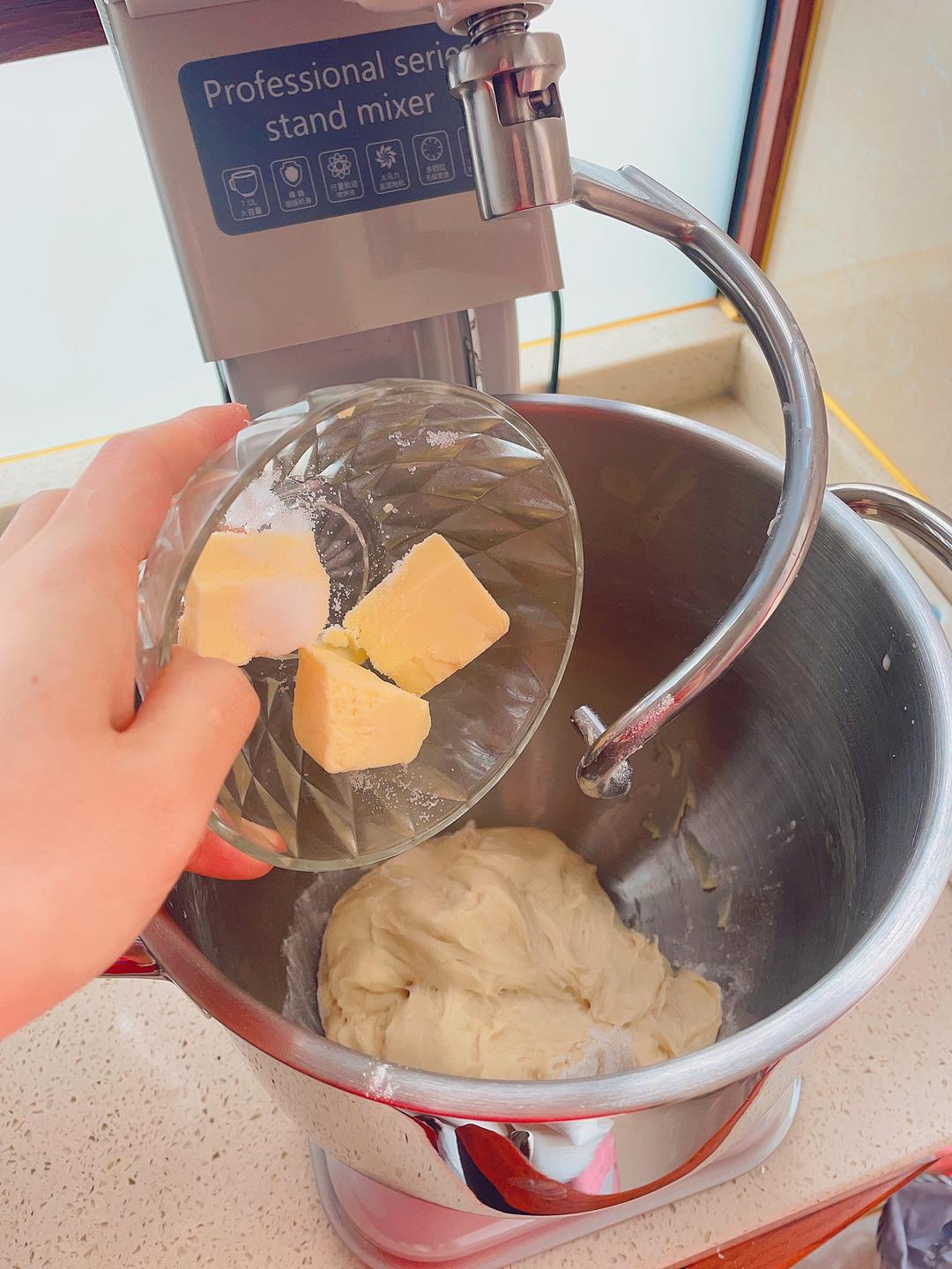 纯奶手撕吐司的做法 步骤1