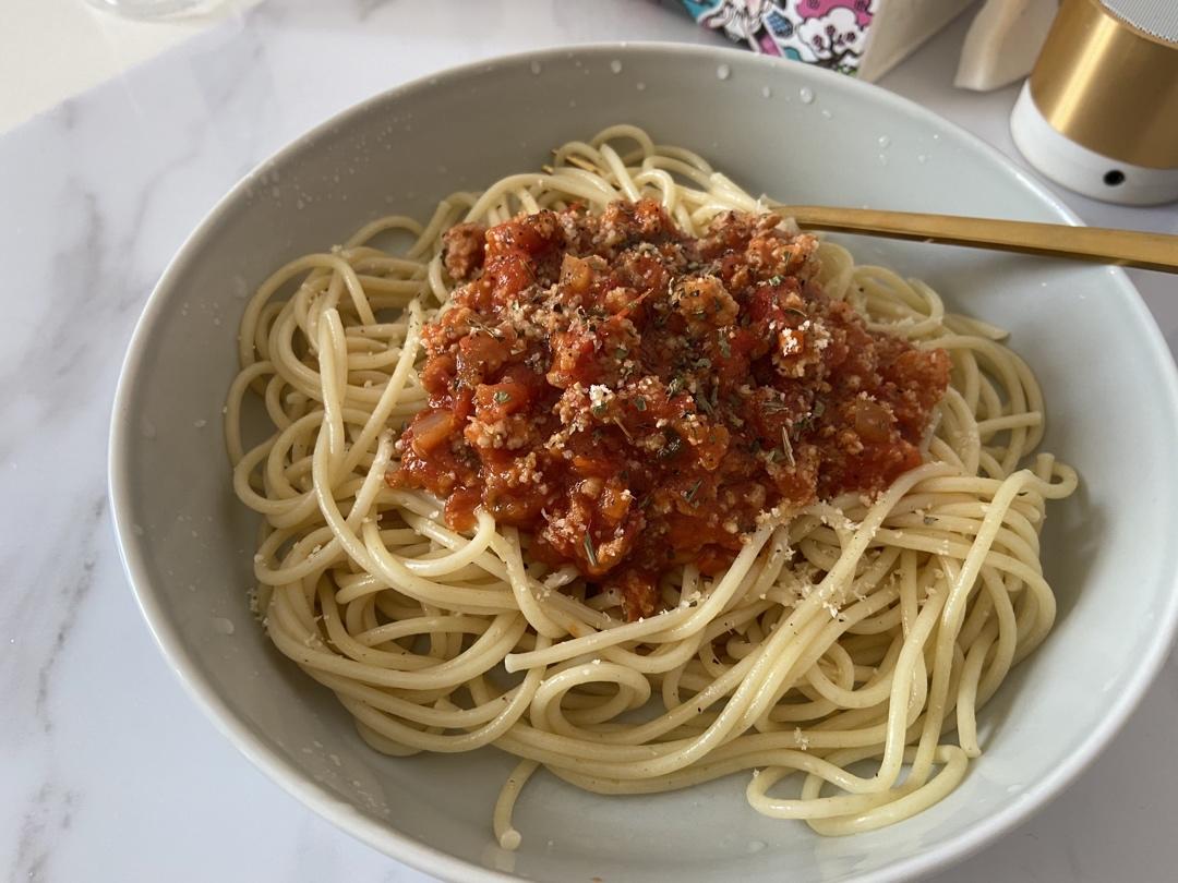 （完胜必胜客的）番茄肉酱意大利面～