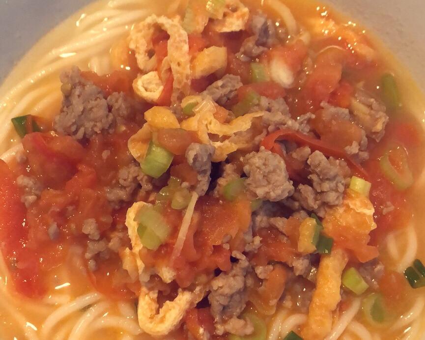番茄油豆腐米粉