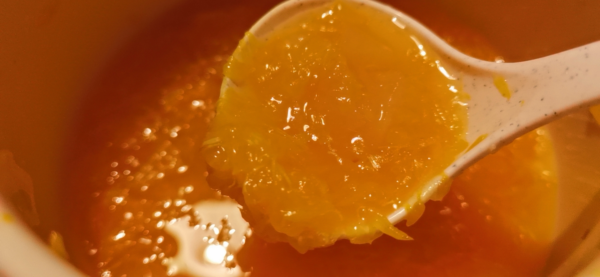 冰糖雪梨橙子煲的做法