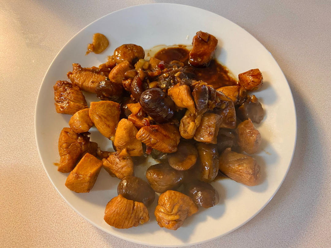 【栗子烧鸡】鸡肉都给你吃，栗子归我~