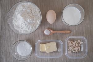 心形奶香椰蓉面包的做法 步骤1