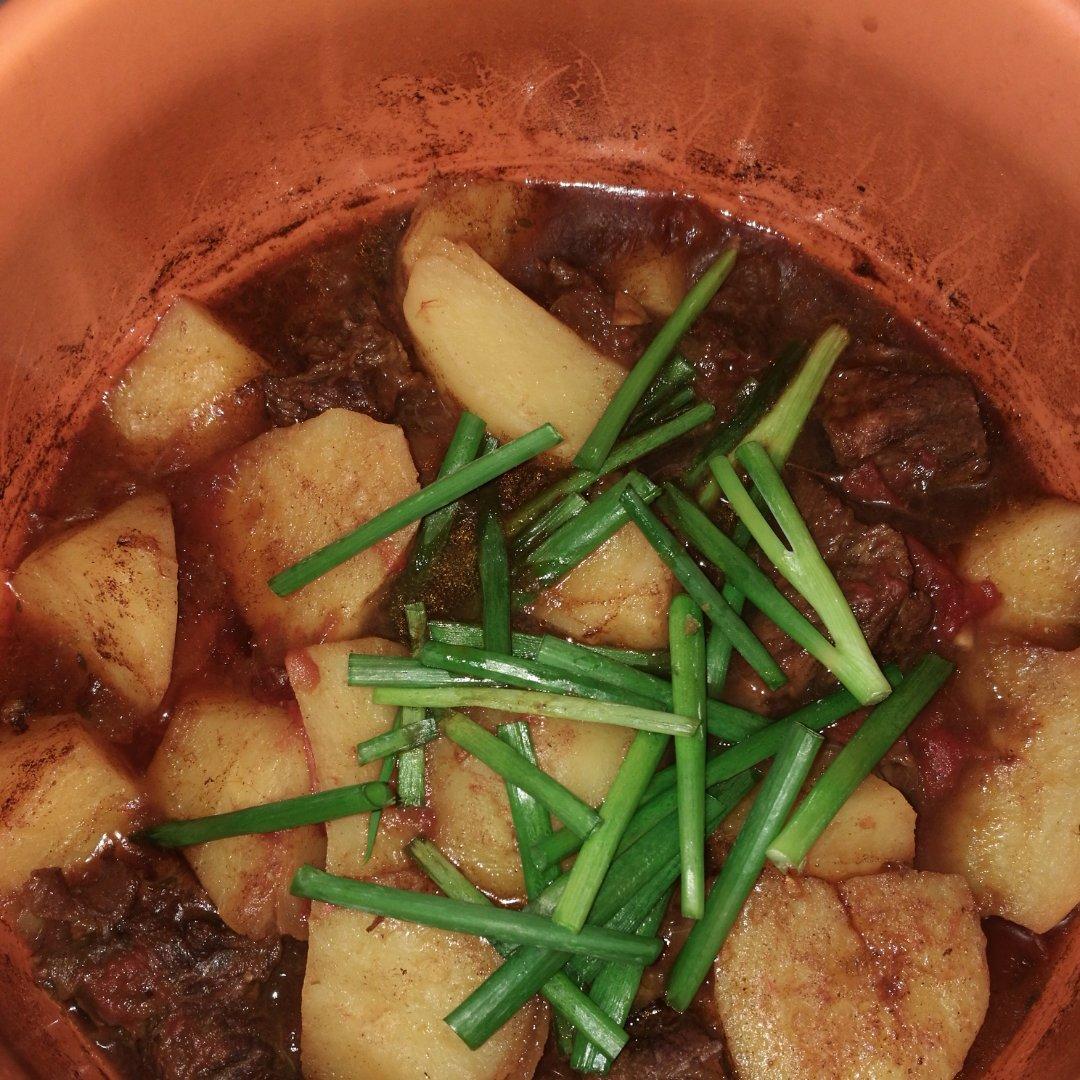 被爸爸外婆连说好吃好吃的番茄土豆炖牛腱子