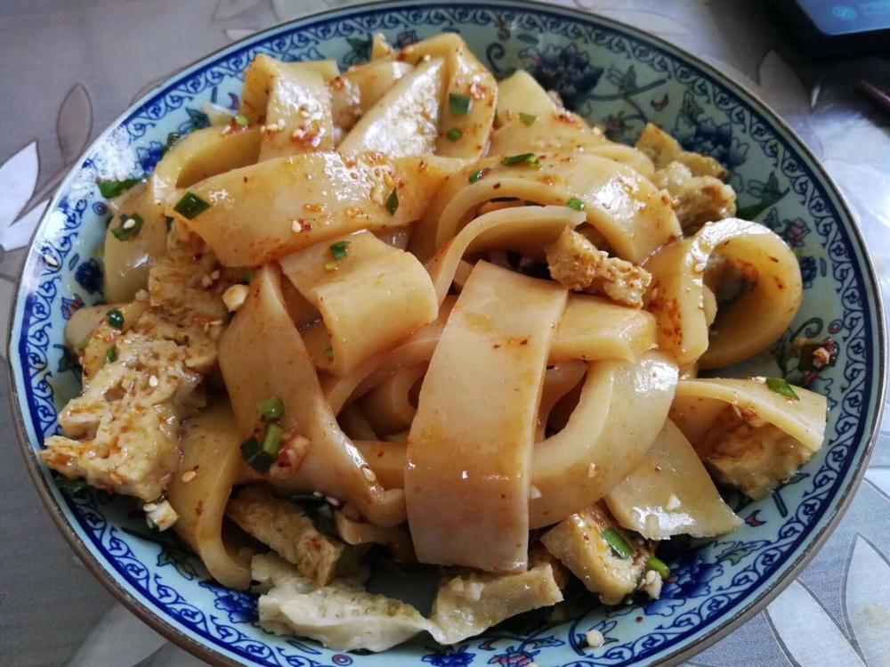 高原特色小吃——酿皮