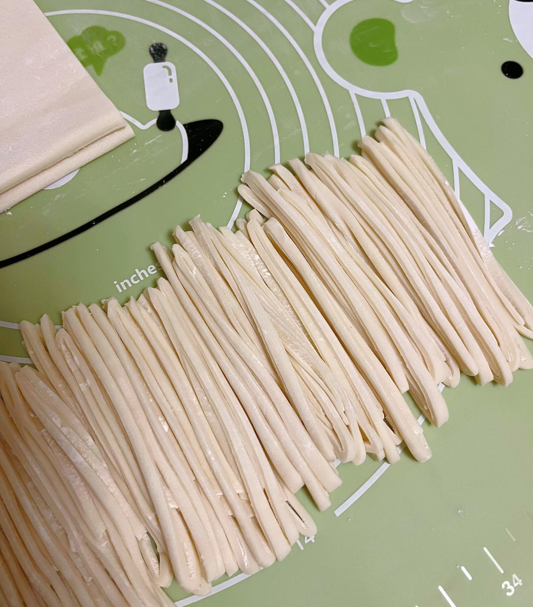 快手纯手工擀面条