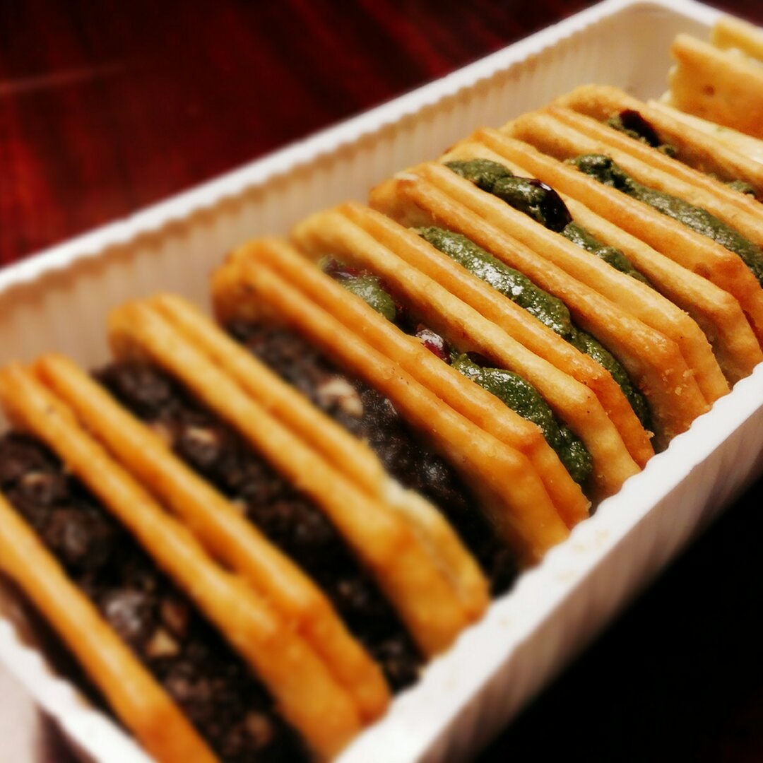 牛轧糖夹心苏打饼干