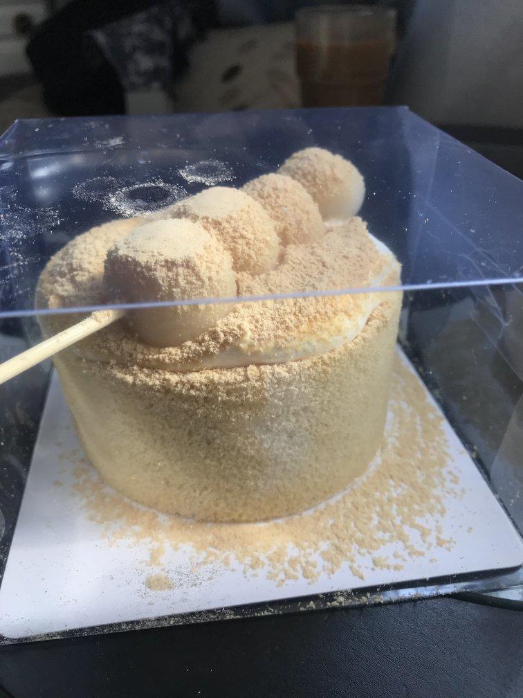 好吃到舔盘子的【白玉豆乳爆浆蛋糕】