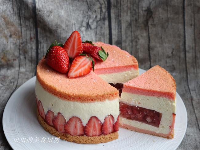 草莓果冻夹心蛋糕的做法