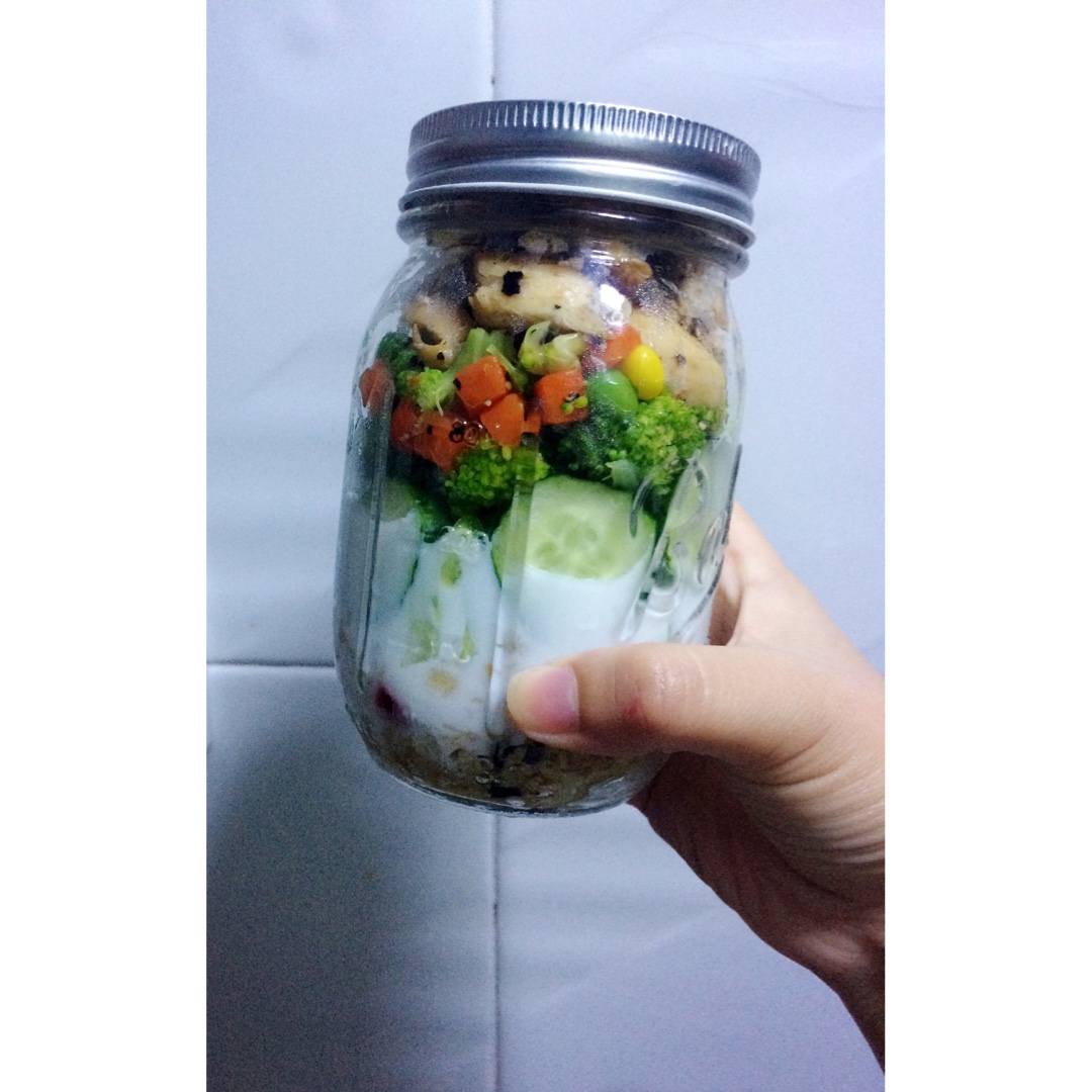 带一罐梅森沙拉做午餐 超低卡蔬菜版 Salad in Mason Jar