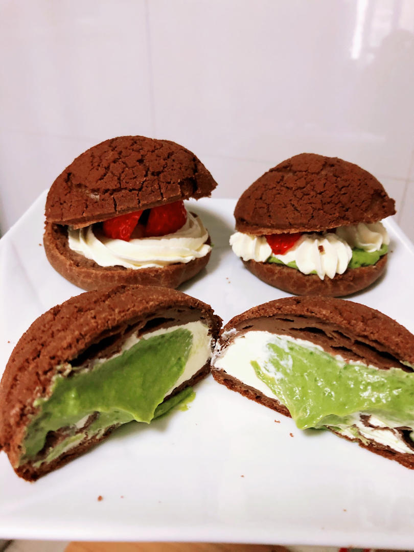 jennycook做的抹茶鲜奶双层夹心酥皮泡芙(视频)