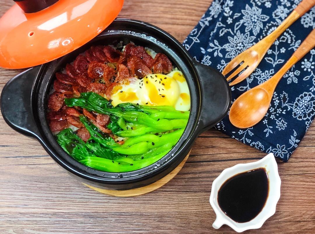 香肠煲仔饭