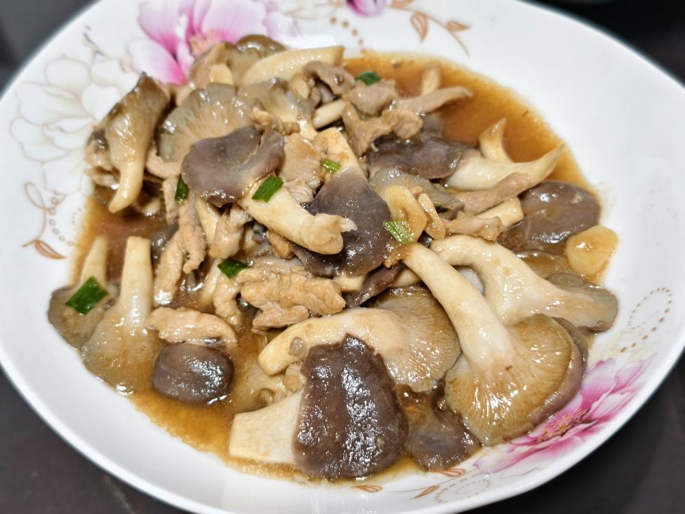 “鲜”美的简单快手菜——素炒鲜口蘑