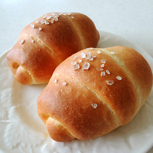 在每个日本面包店都人气的面包单品的做法 步骤21