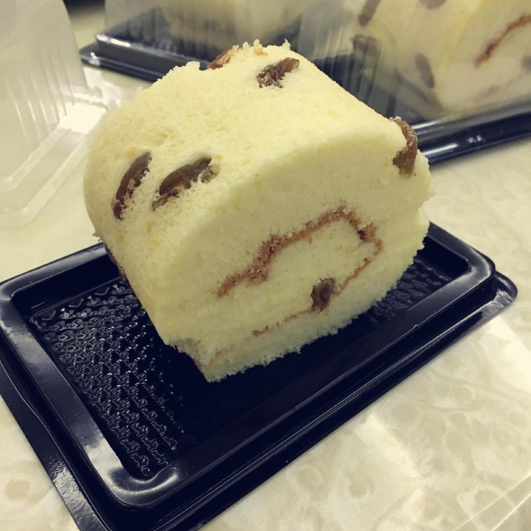 葡萄干蛋糕卷