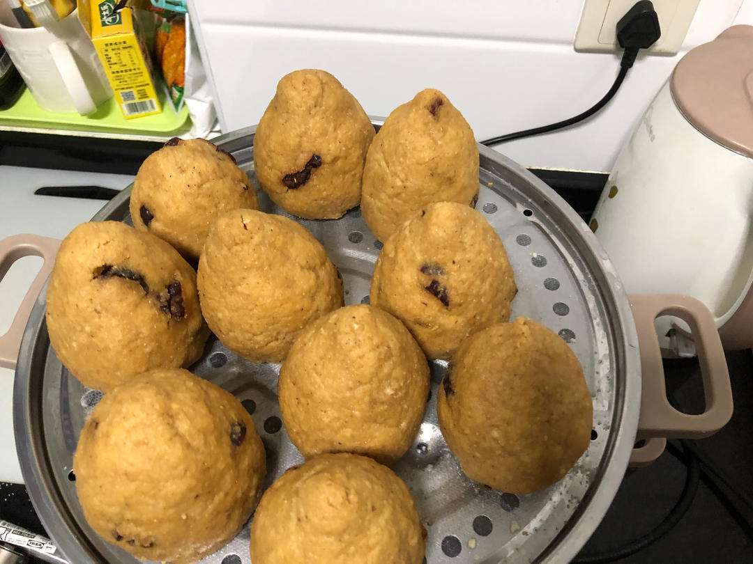 家常豆面红枣窝窝头