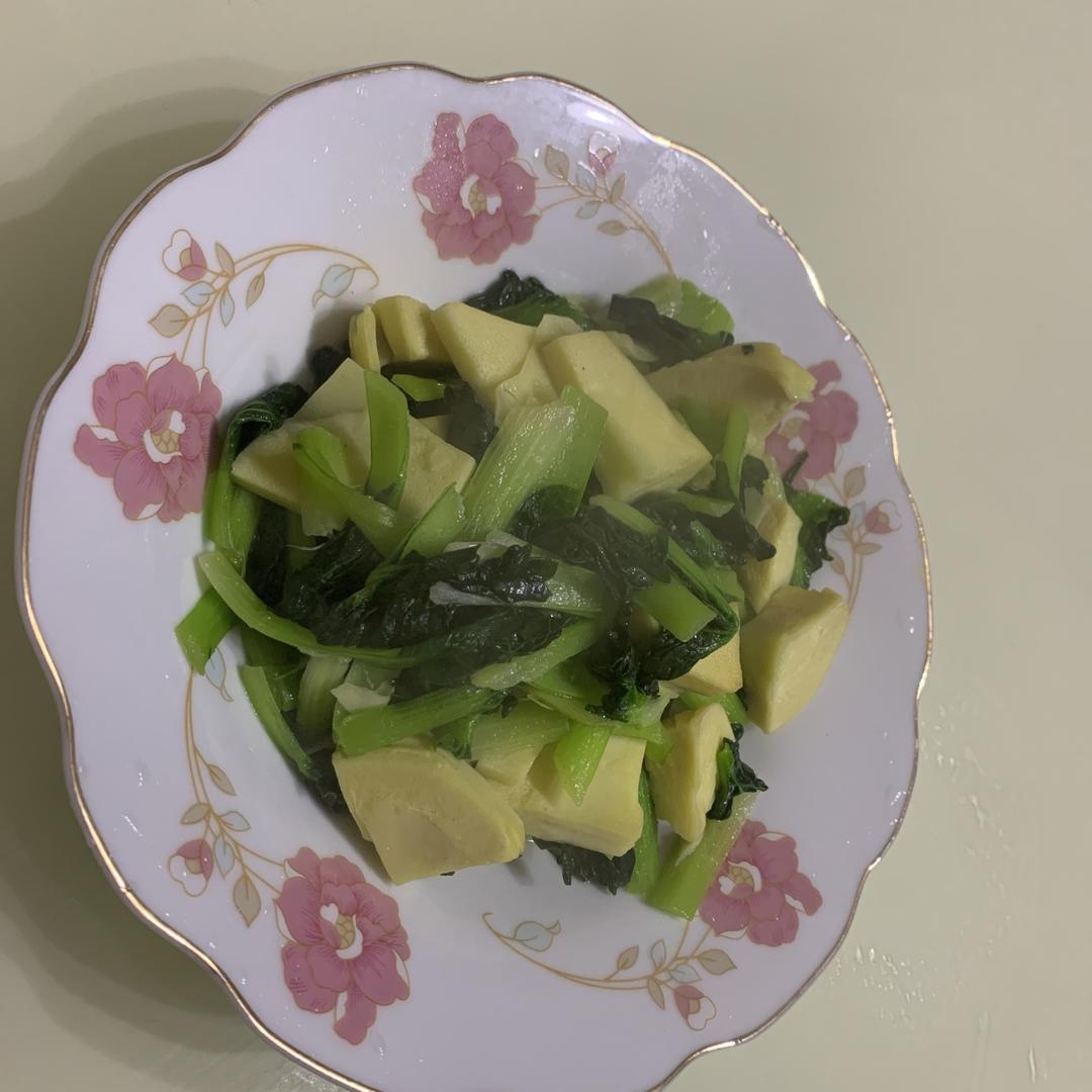 塌菜炒冬笋
