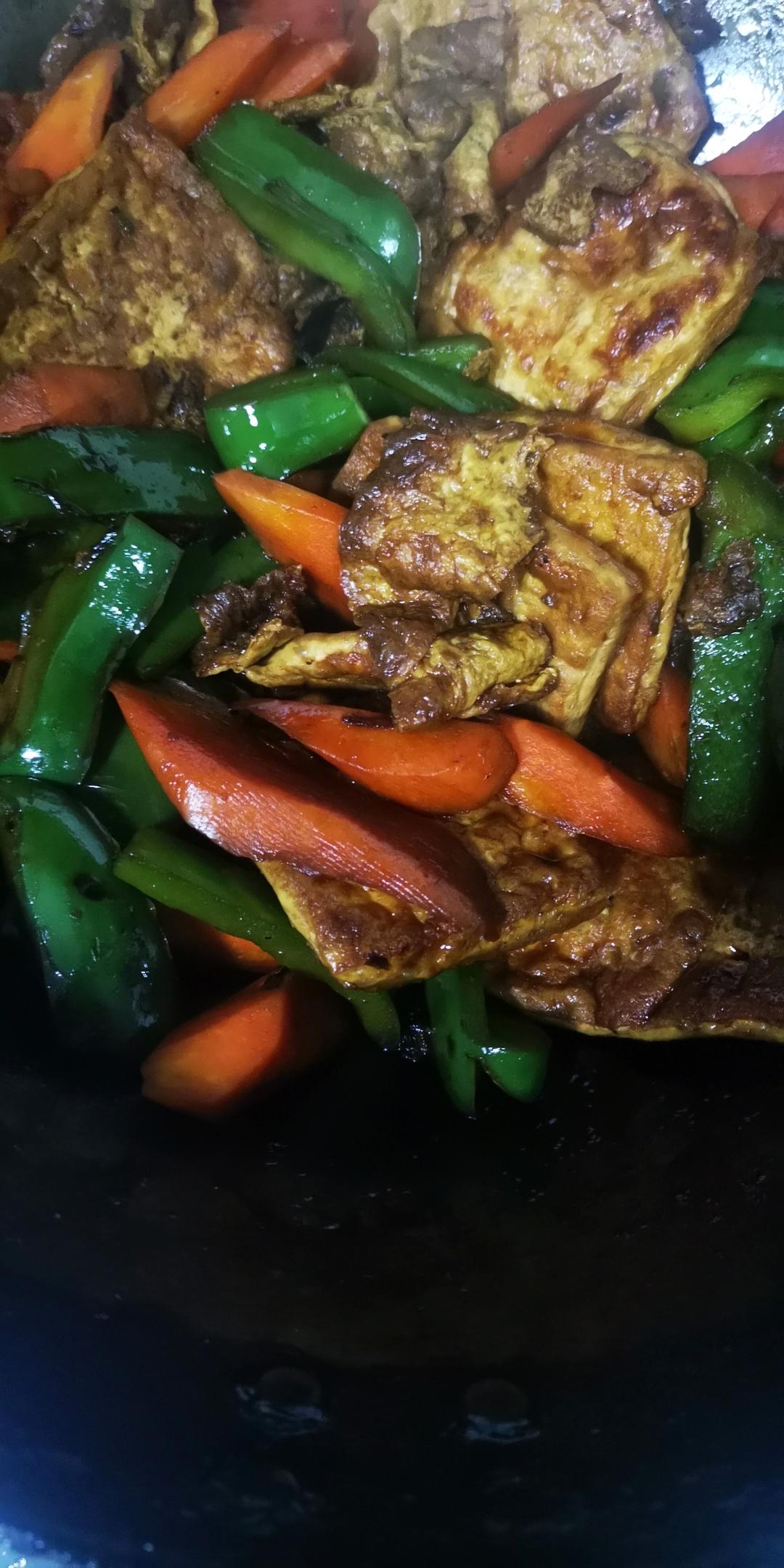 比肉还好吃的下饭素菜，美味家常豆腐，色香味俱全！