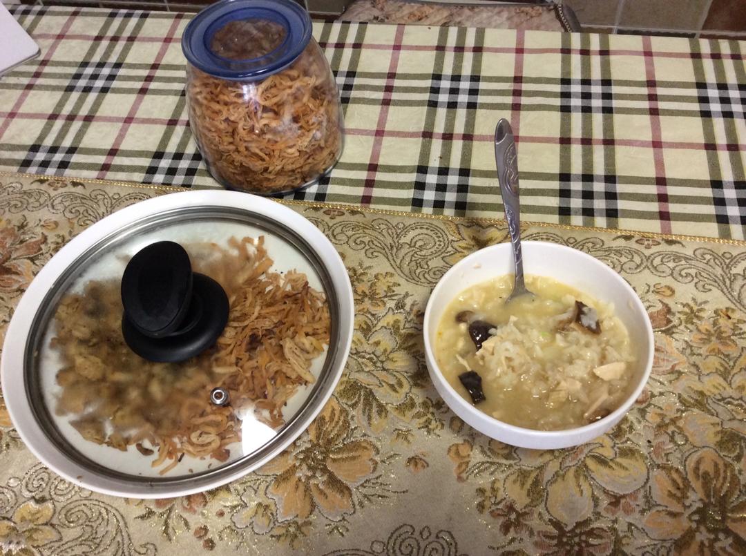 皮蛋瘦肉粥