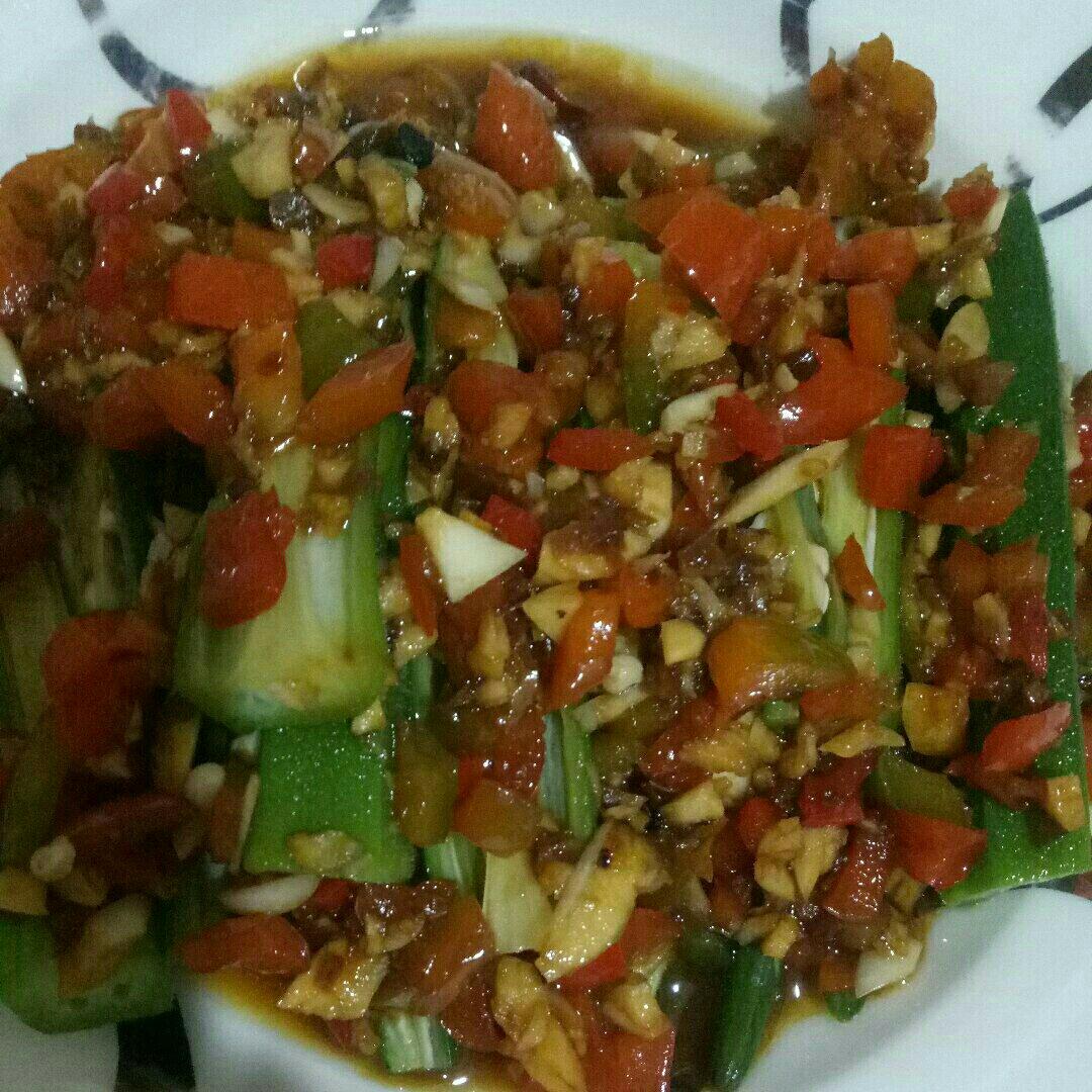 秋葵怎么做才不会丢失营养又好吃呢？今天就来教你懒人做法