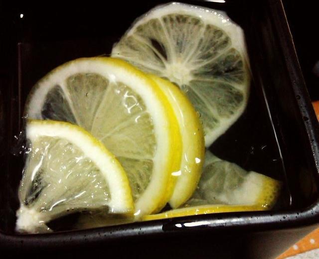 清肠柠檬蜜（晚上喝o(╯□╰)o）