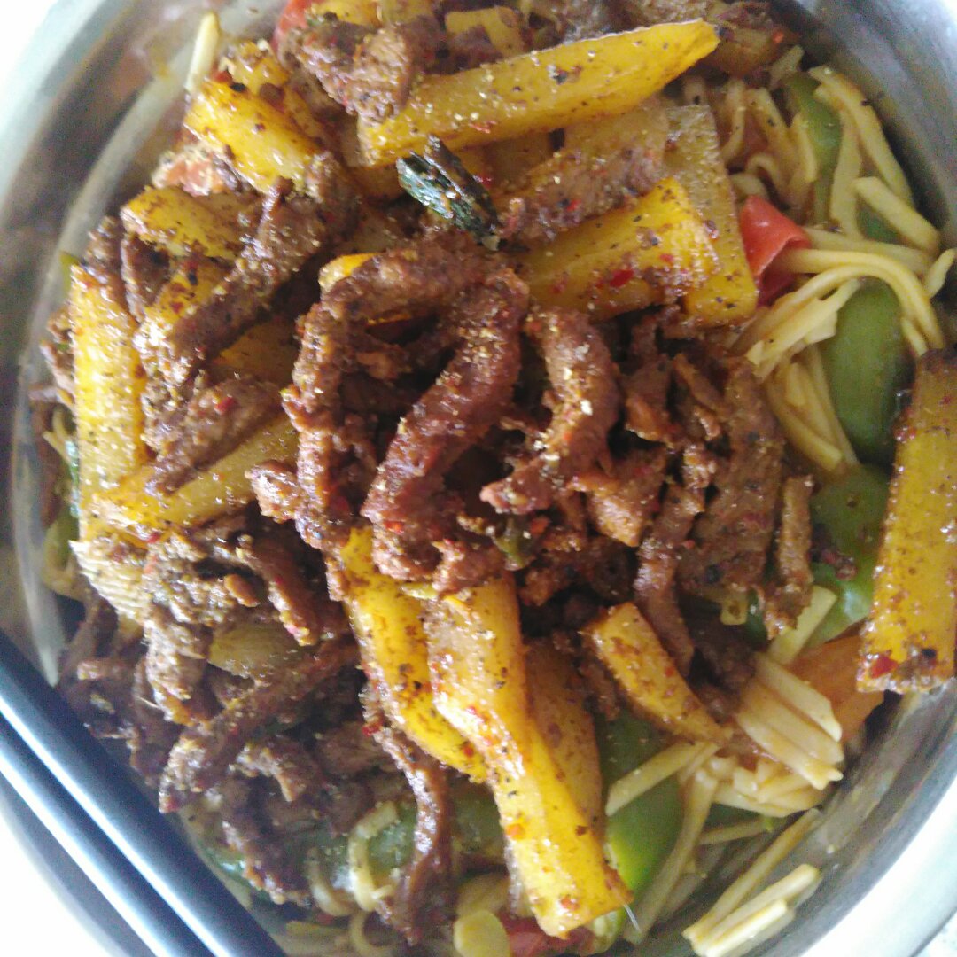 快手美味──素炒黑椒意面