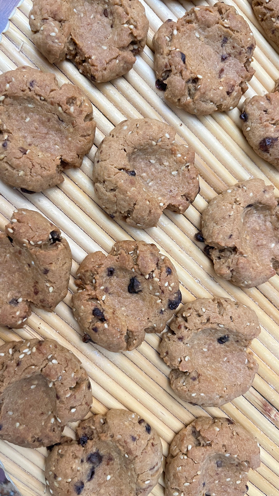 轻轻一按就碎掉的原味桃酥（不输猪油版）