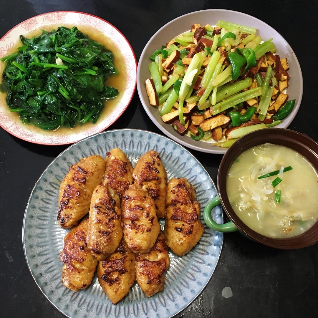 虾滑紫菜蛋汤