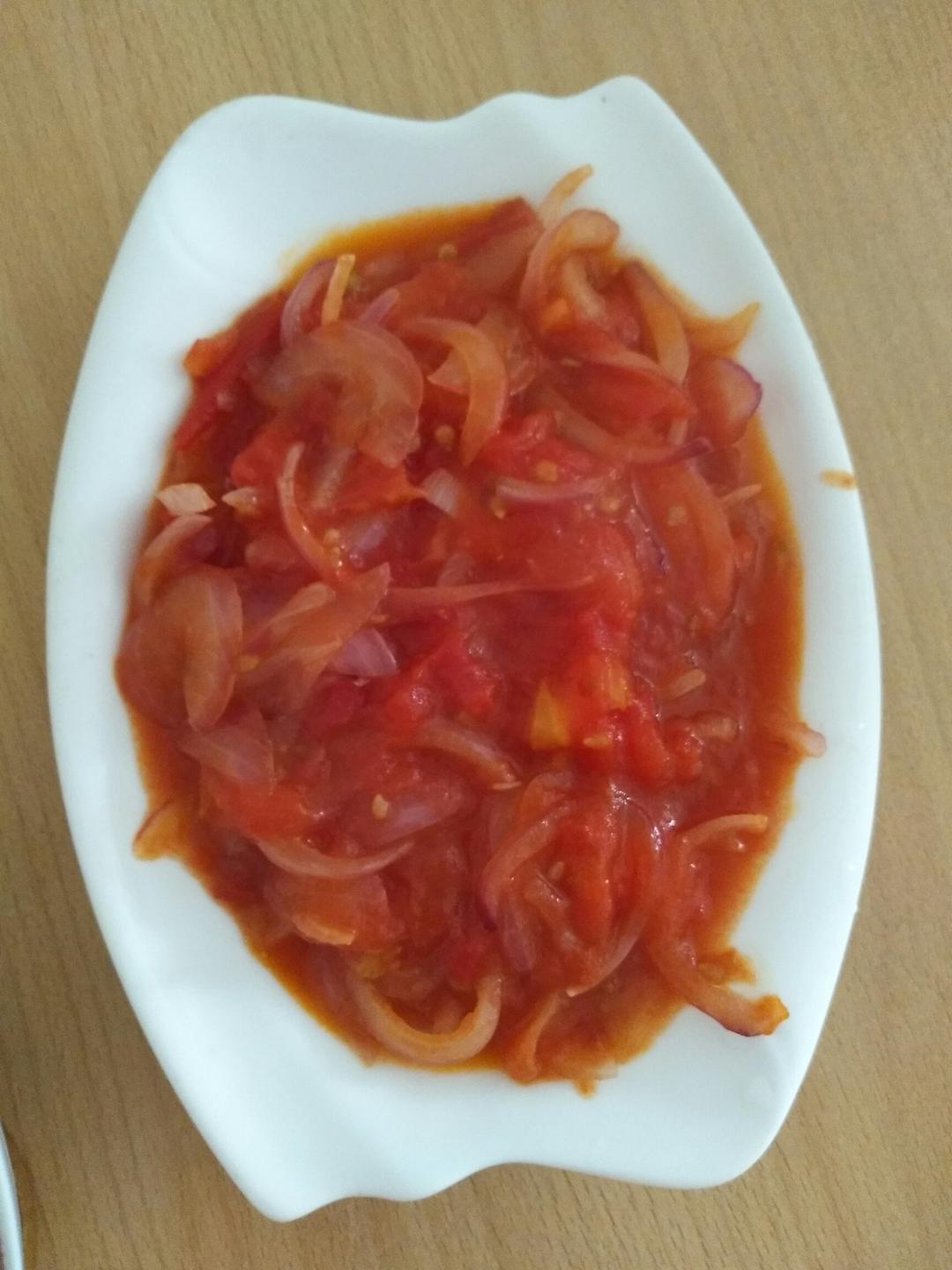 洋葱炒西红柿