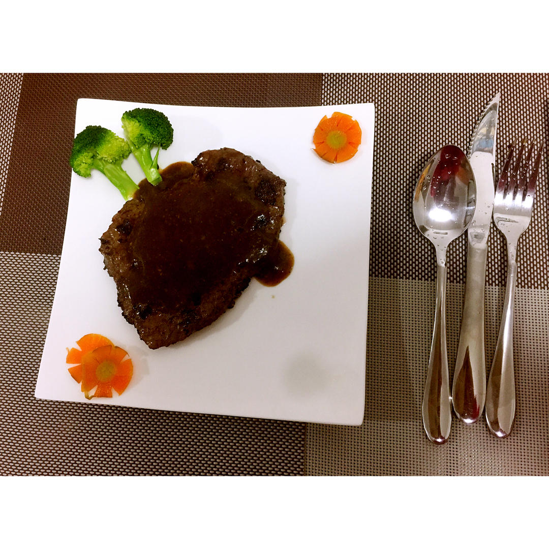 好吃到哭的煎牛排