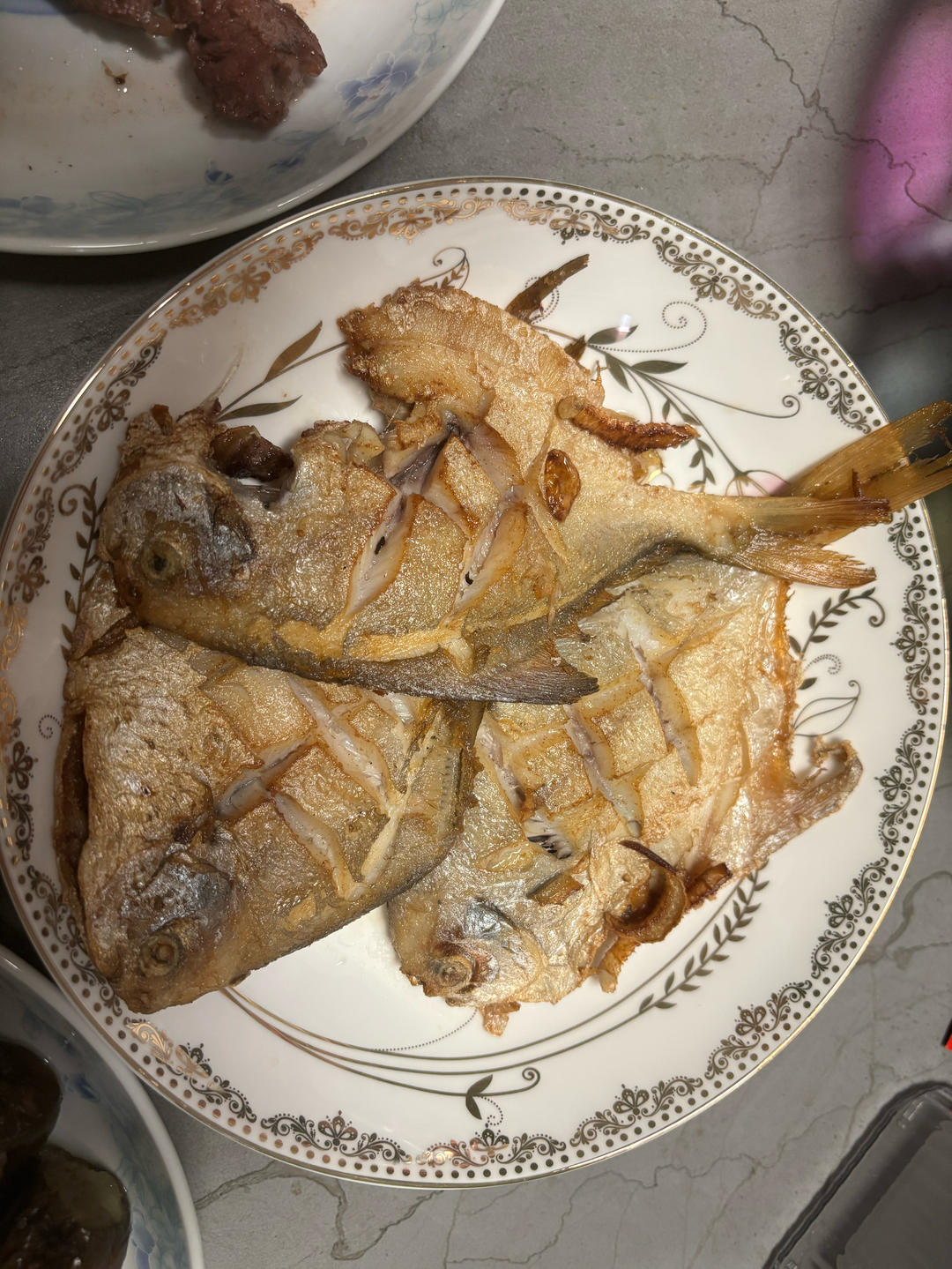 香煎鲳鱼