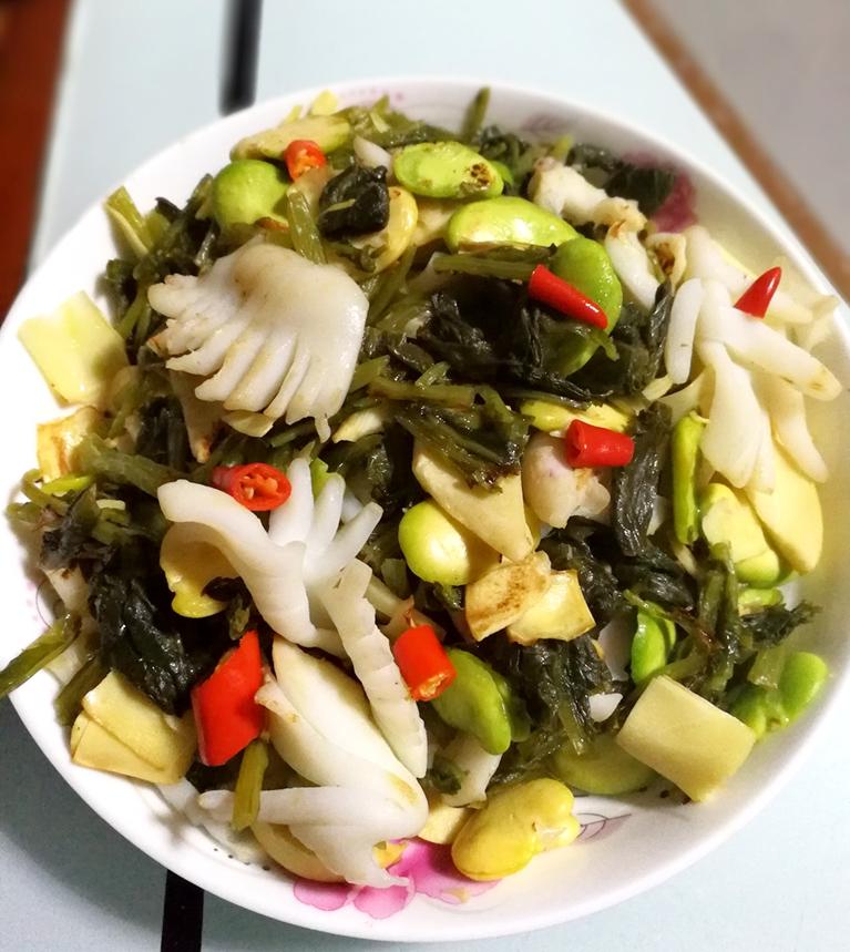 蚕豆雪菜炒目鱼
