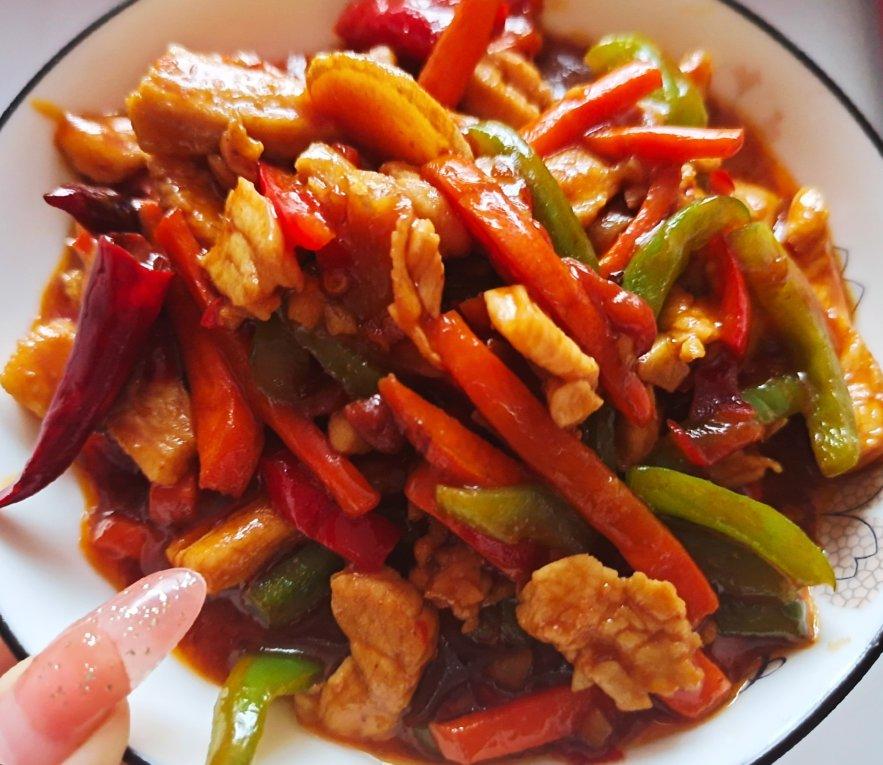 超好吃的鱼香肉丝（做法相当简单，一看就会）