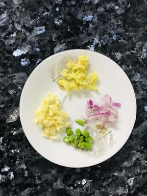 素炒白玉菇的做法 步骤2