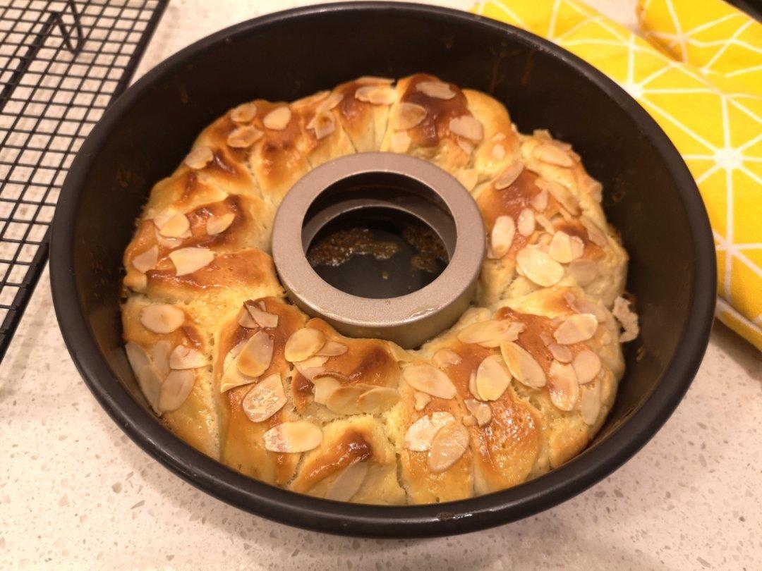 日式香浓炼乳面包