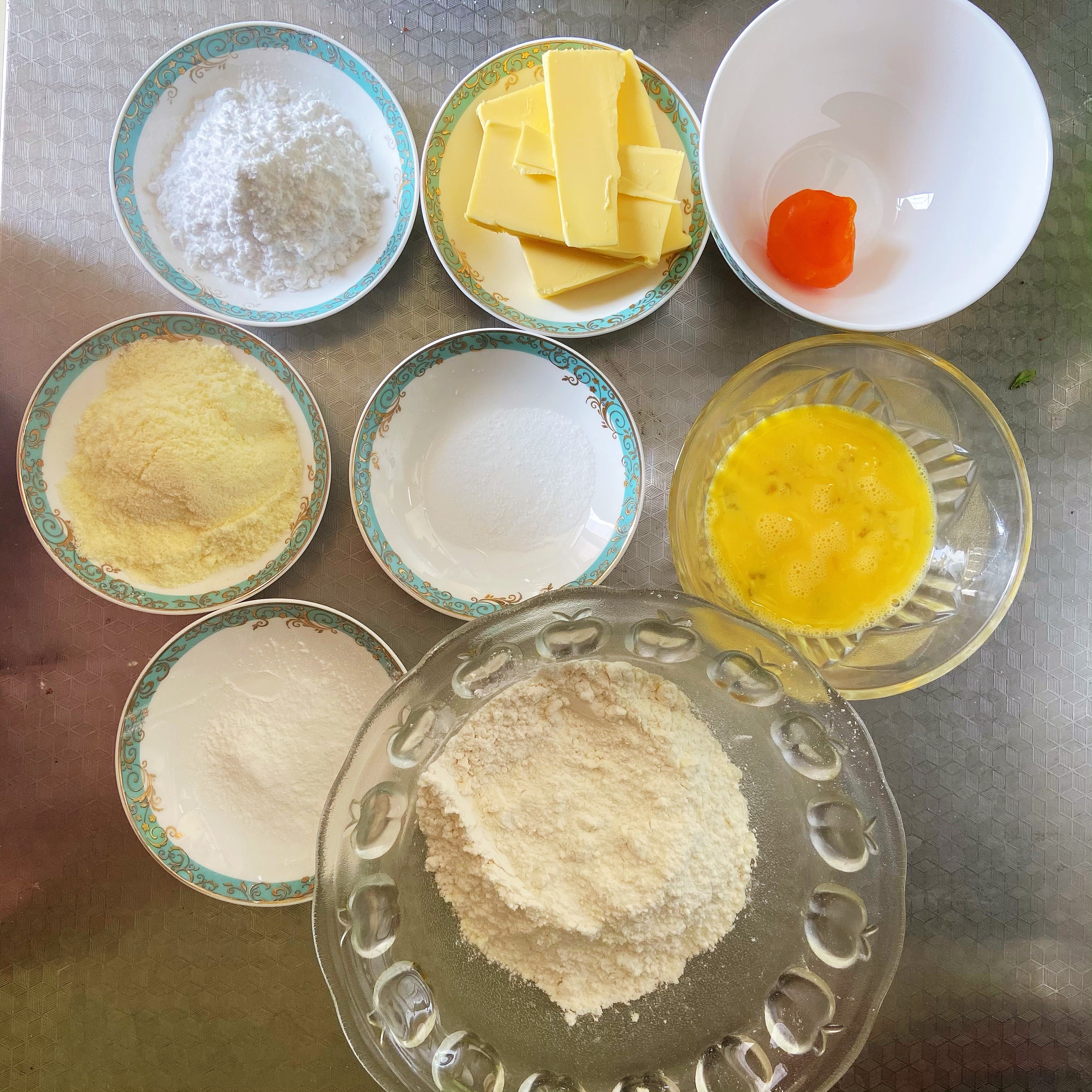 咸蛋黄小酥饼的做法 步骤1