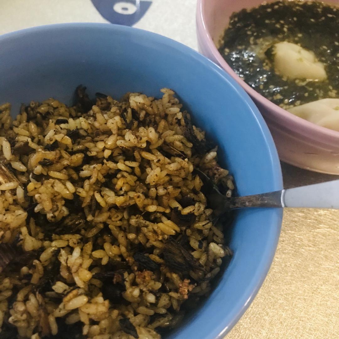 吃了还想吃的梅干菜酱油炒饭