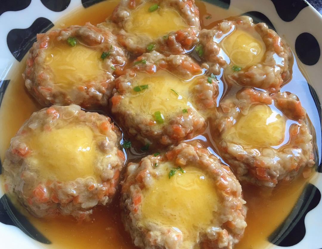 咸蛋蒸肉饼