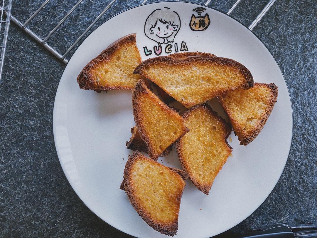 奶香蜂蜜烤吐司片