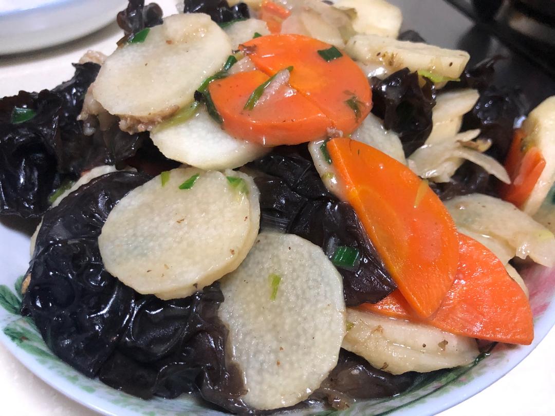肉片山药炒木耳
