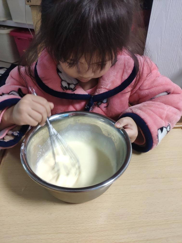 自制蛋挞液的蛋挞的做法 步骤5