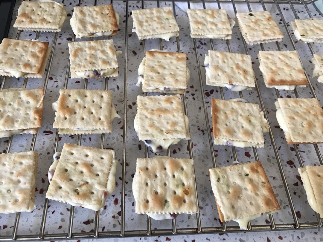 拉丝牛轧饼干（原味 花生 芝士 抹茶 蔓越莓5种口味）