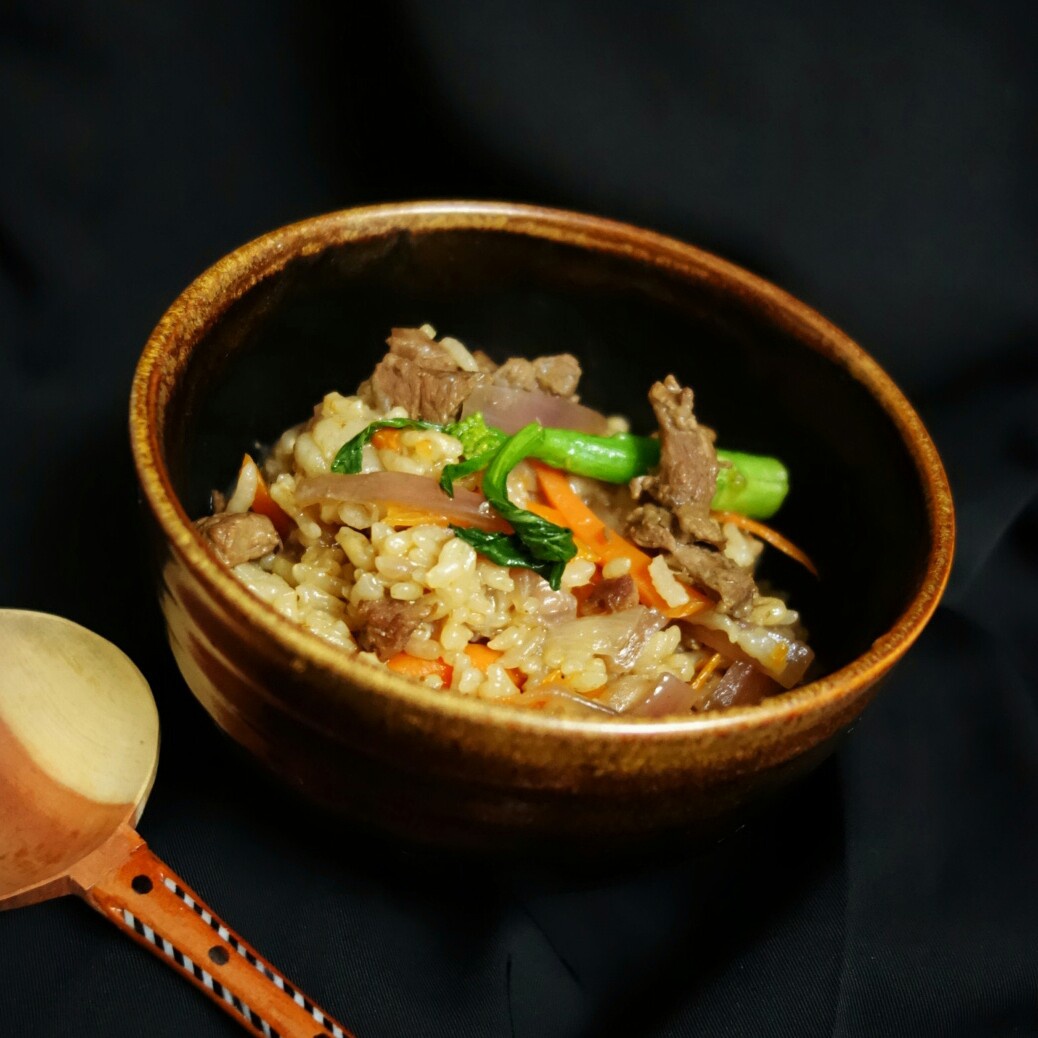 羊肉手抓饭