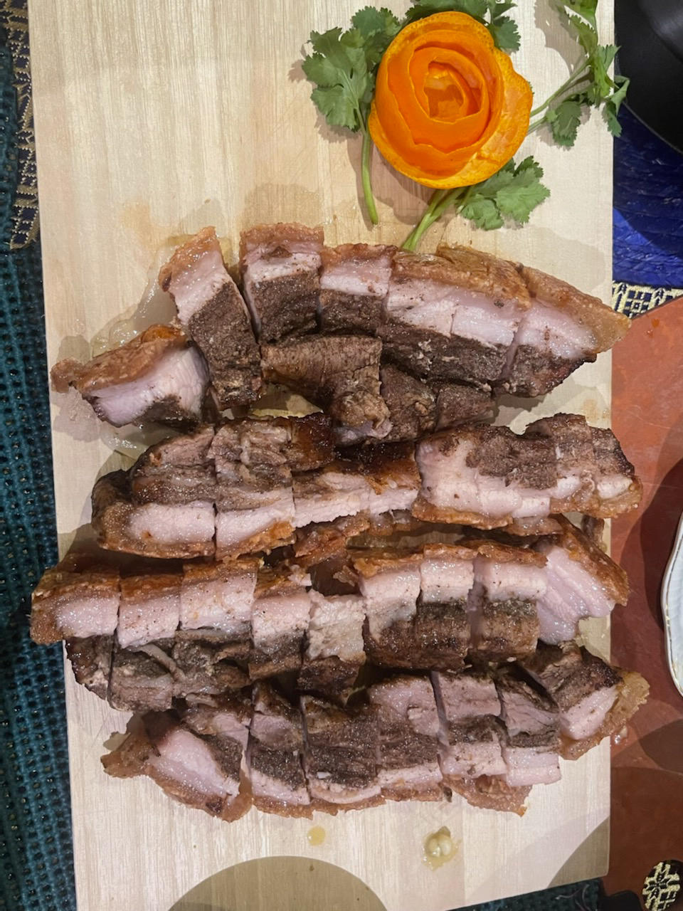 脆皮烤猪五花肉～烤箱～零失败