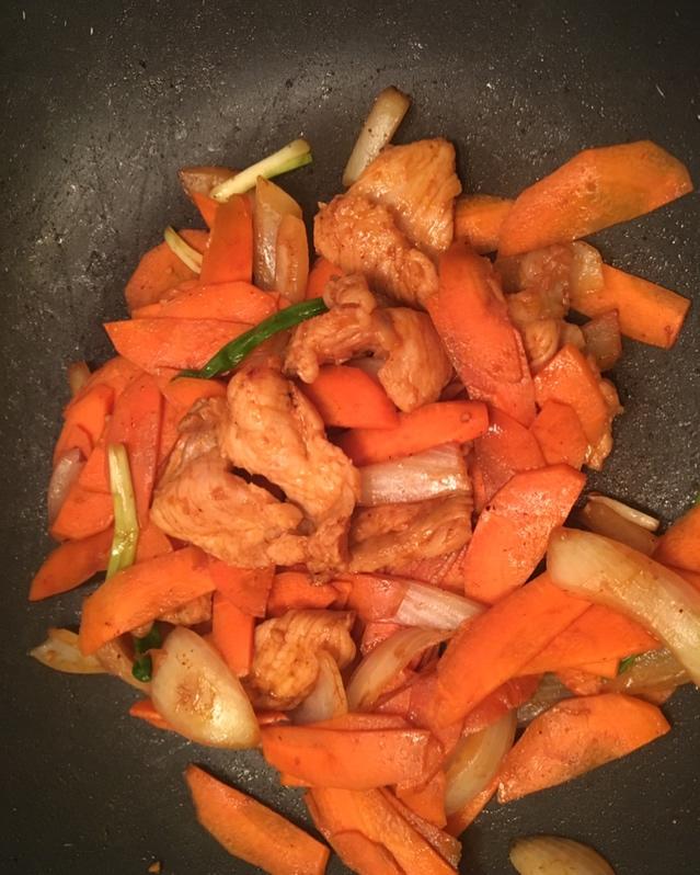 韩式辣酱炒五花肉