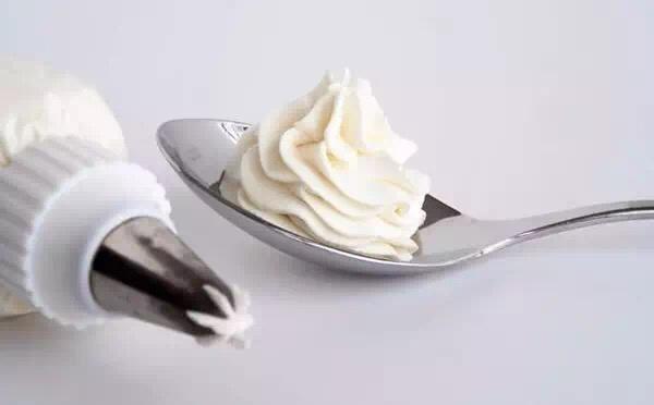 基底不同差别竟然这么大，这5种基本奶油霜成功&失败的关键全在这