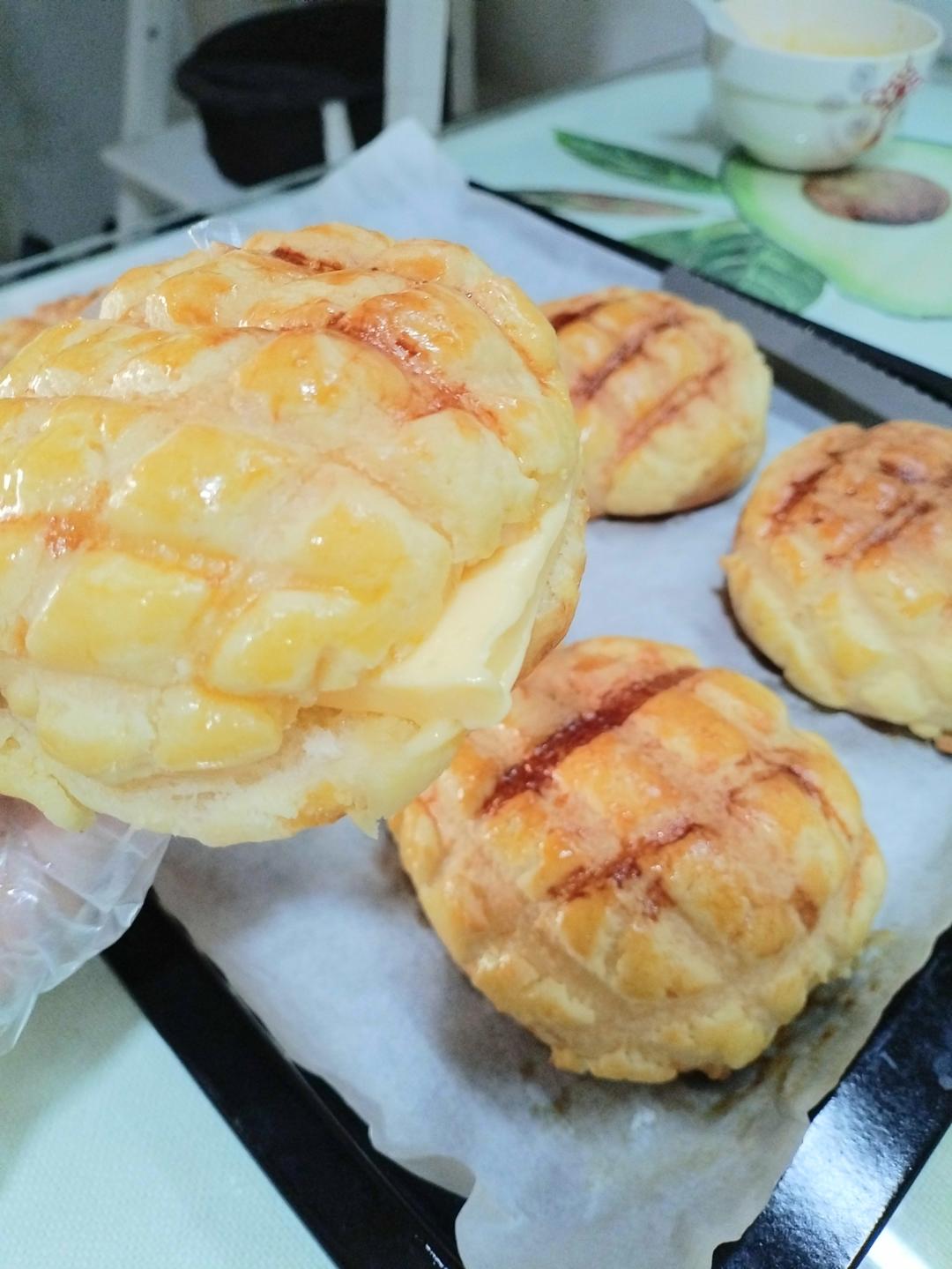 《Tinrry+》菠萝包（手揉教程）（帅帅小厨）