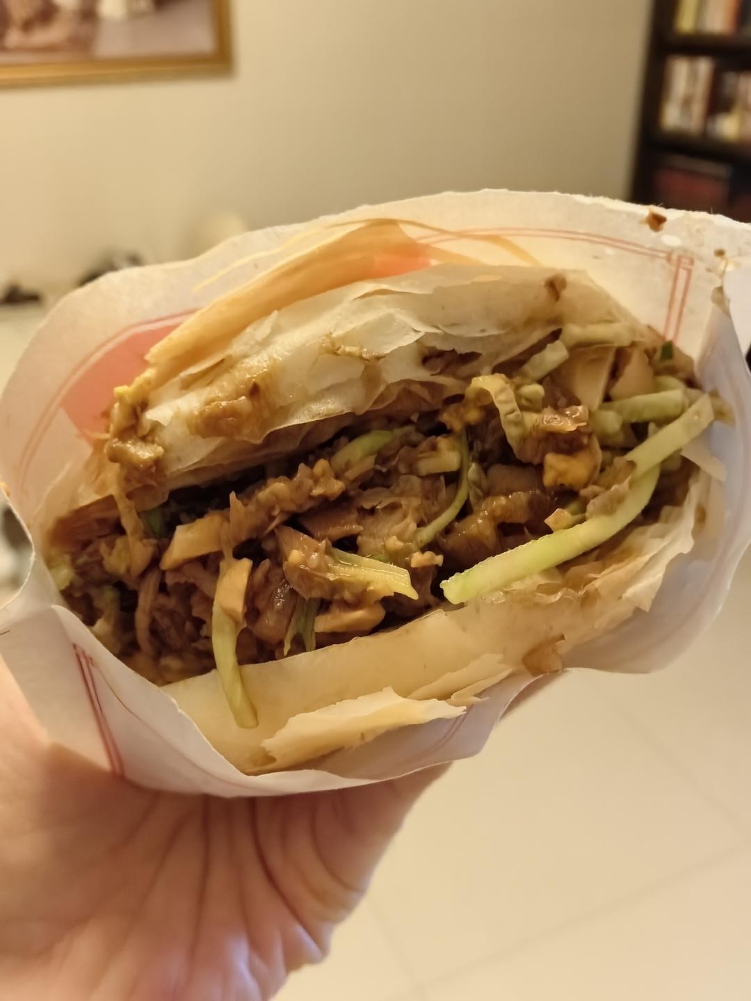 肉夹馍卤肉(全网调料最少，最简单，完全不油腻的肉夹馍卤肉)
