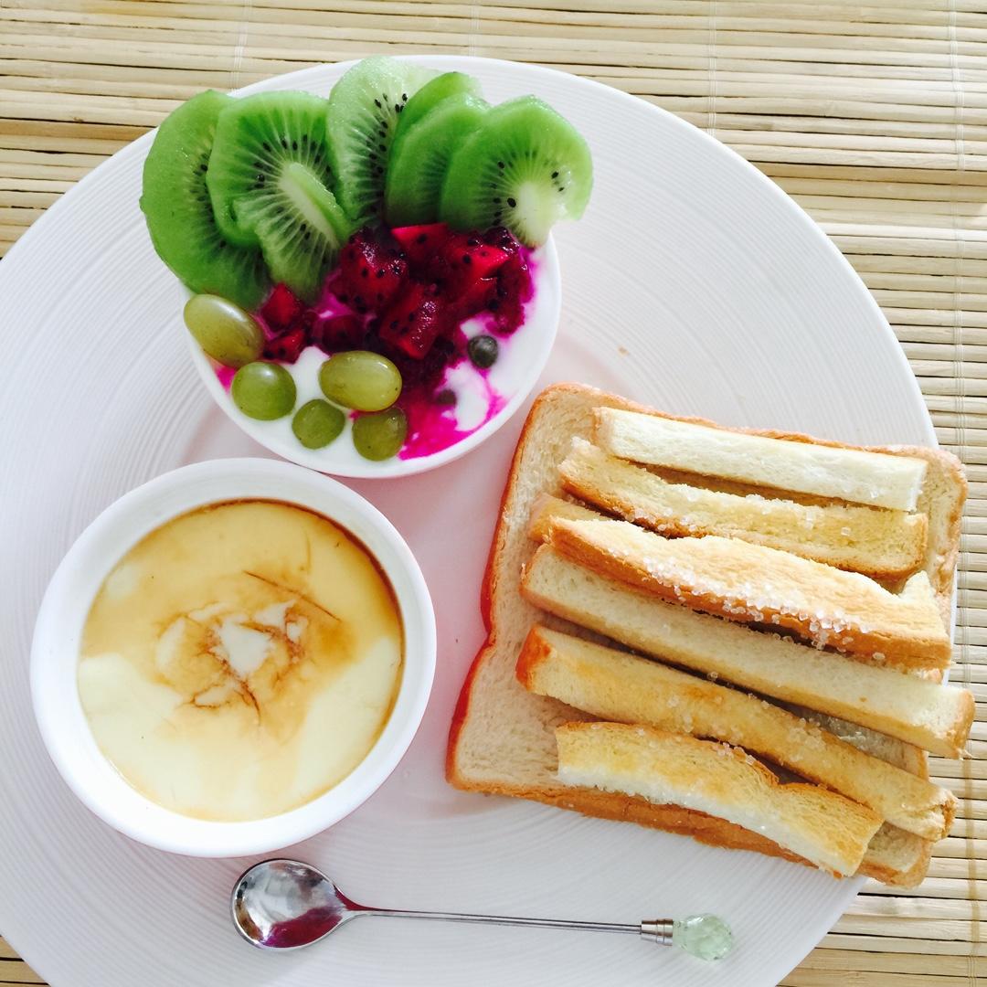 酸奶中加任何水果 水果酸奶