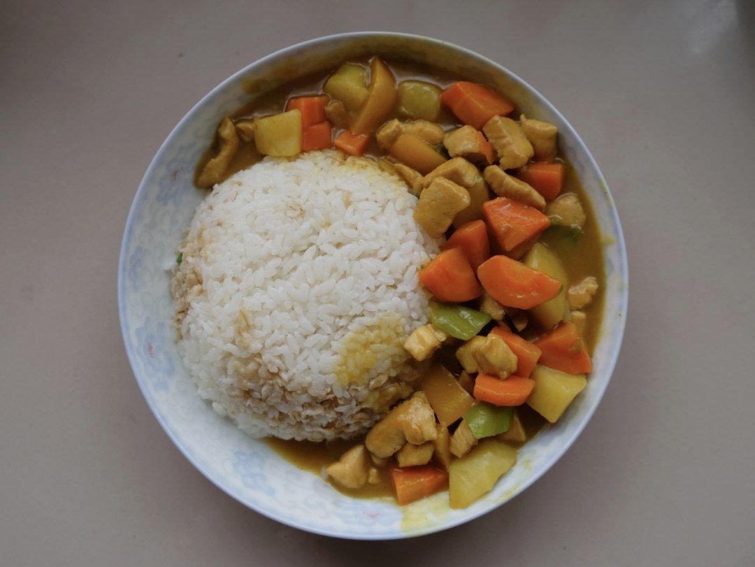 咖喱鸡块饭（百梦多咖喱超级简单版）