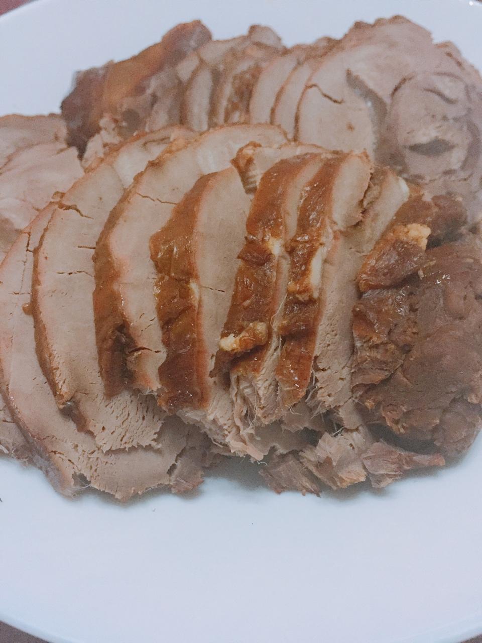 卤牛肉